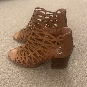 Vince Camuto heels